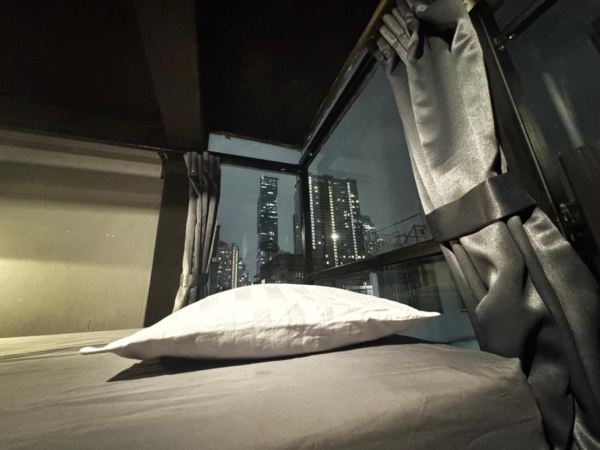 Stay At Pan Hostel بانكوك المظهر الخارجي الصورة